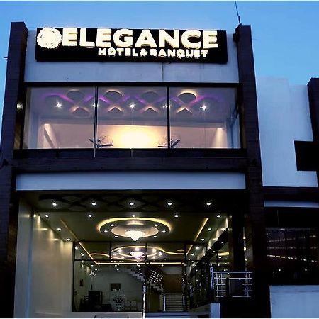 Elegance Hotel And Banquet Ayodhya 外观 照片